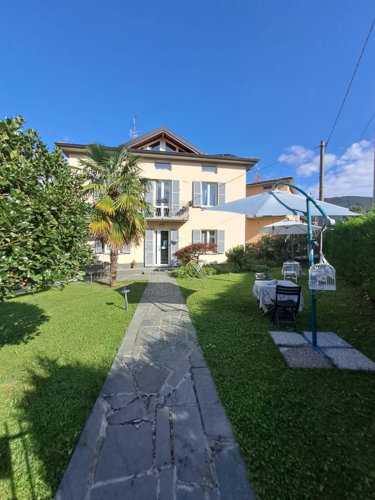 B & B Ametista Bergamo Ponteranica Экстерьер фото